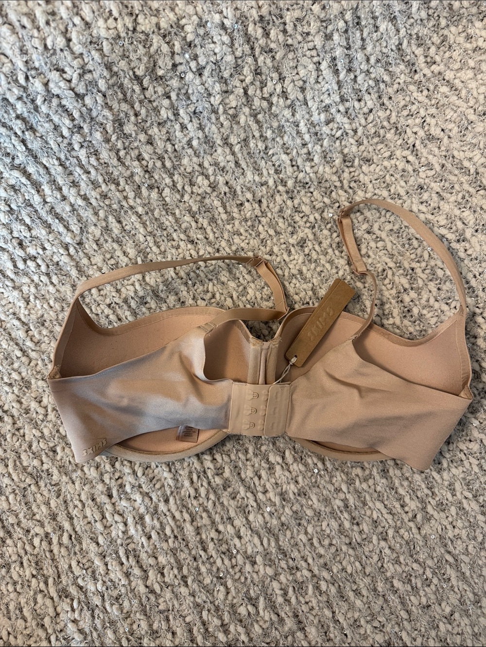 SKIMS Ultimate Push-up Balconette Bra 34DD - Picture 6 of 7